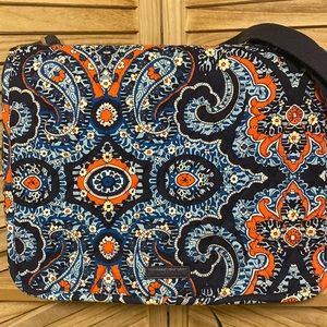 Gently used very clean Vera Bradley cross body for school, work or everyday